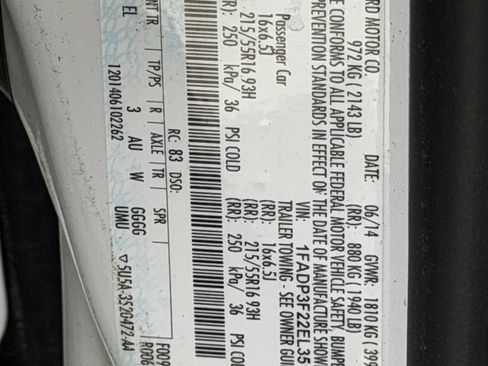 Used 2014 Ford Focus SE FWD image 21
