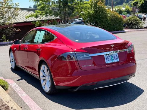 Used 2013 Tesla Model S Performance RWD image 5