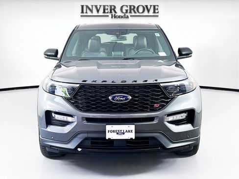 Used 2022 Ford Explorer ST w/ Equipment Group 401A AWD/4WD image 2