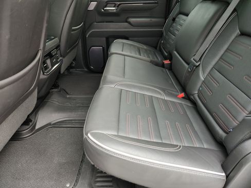 Used 2023 GMC Sierra 1500 AT4X AWD/4WD image 33