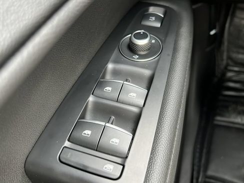 Used 2024 Alfa Romeo Stelvio Ti w/ Active Assist Plus Package AWD/4WD image 19