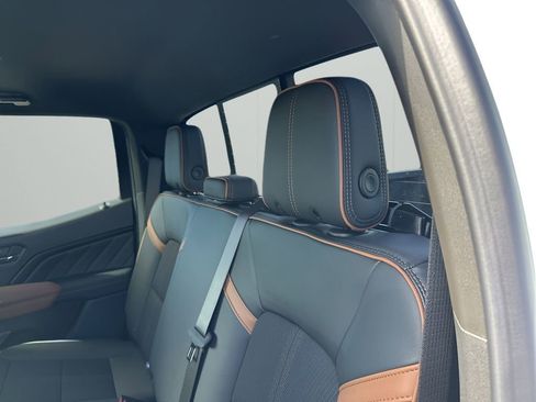 New 2026 GMC Canyon AT4 AWD/4WD image 22