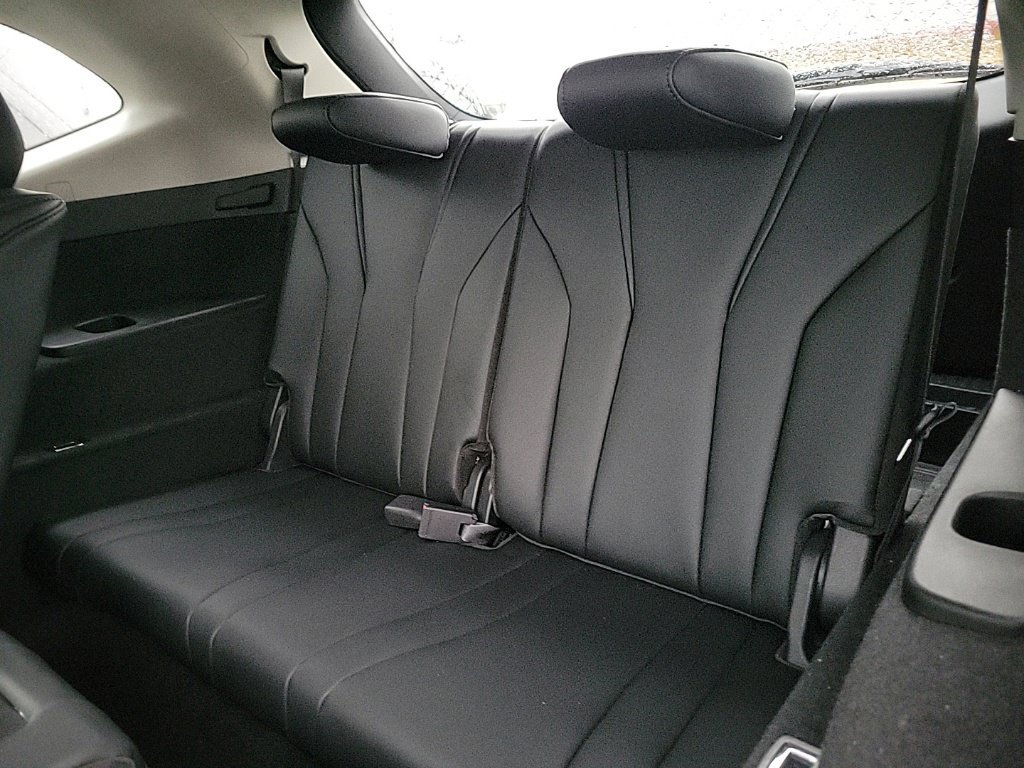 Used 2022 Acura MDX FWD image 16