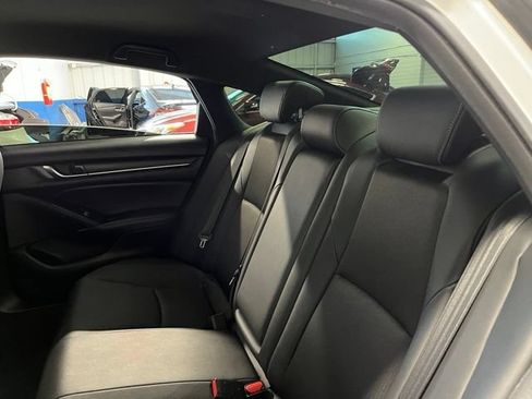 Used 2020 Honda Accord Sport image 18