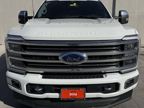 Used 2024 Ford F350 Limited image 2