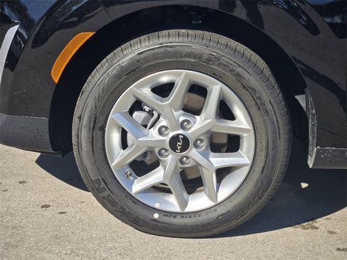 New 2025 Kia Soul S image 8