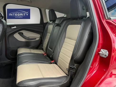 Used 2019 Ford Escape SEL AWD/4WD image 28