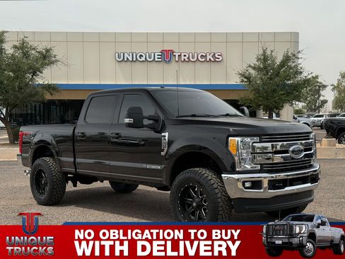 Used 2017 Ford F250 Lariat w/ Lariat Ultimate Package AWD/4WD image 3