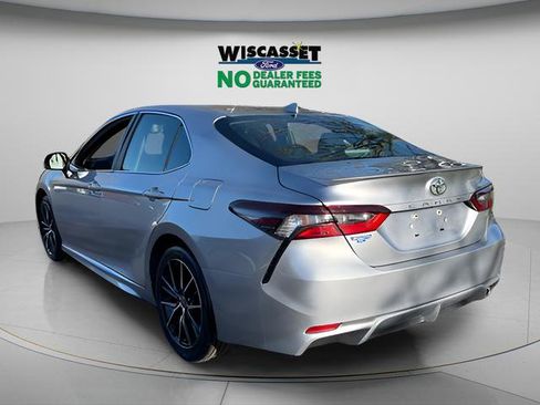 Used 2024 Toyota Camry SE FWD image 19