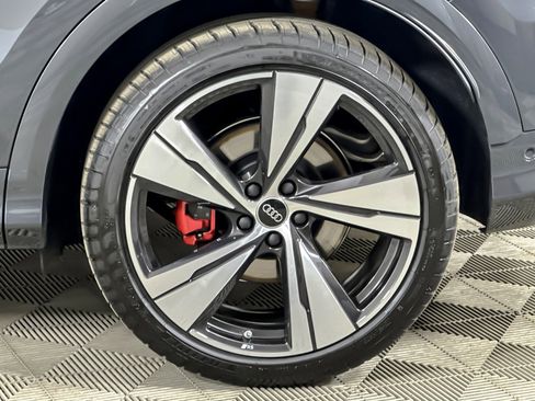 New 2025 Audi SQ5 Premium Plus image 23
