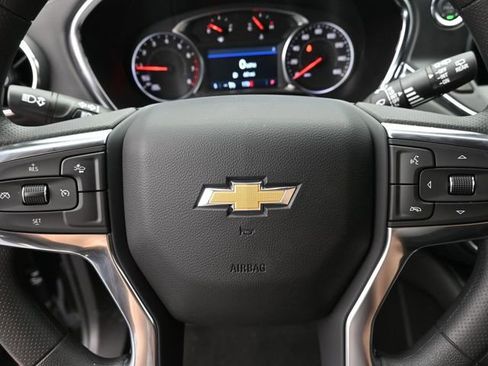 New 2025 Chevrolet Blazer LT w/ Midnight/Sport Edition FWD image 29