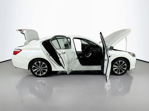 Used 2015 Honda Accord Sport image 23