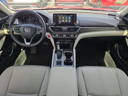 Used 2020 Honda Accord EX image 9