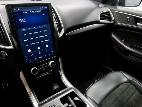 Certified 2024 Ford Edge ST-Line AWD/4WD image 31