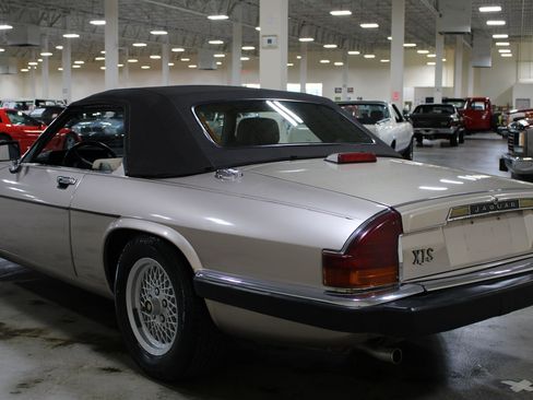 Used 1991 Jaguar XJS V12 Convertible RWD image 27