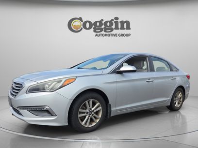 Used 2015 Hyundai Sonata SE w/ Option Group 09