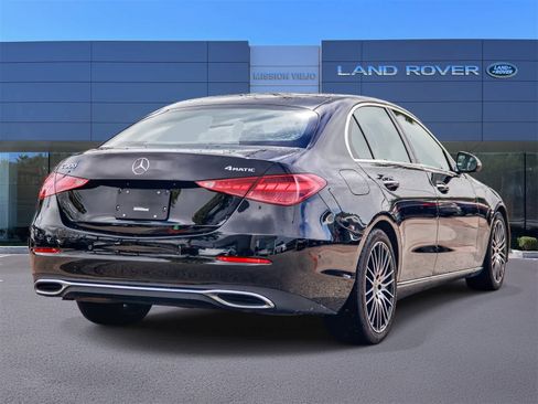 Used 2025 Mercedes-Benz C 300 4MATIC Sedan image 4