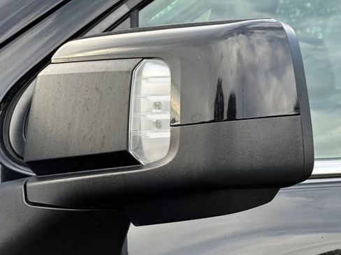 Used 2022 Chevrolet Silverado 1500 High Country w/ Z71 Off-Road Package image 56