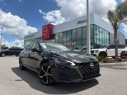 Used 2023 Nissan Altima 2.5 SR w/ SR Premium Package