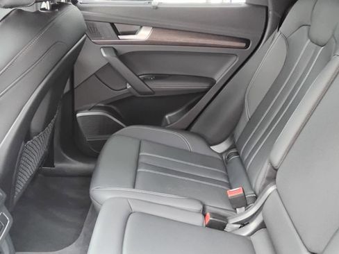 Certified 2024 Audi Q5 e Premium Plus w/ Premium Plus Package image 21