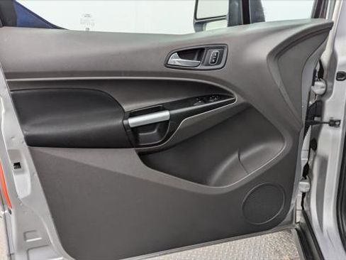 Used 2019 Ford Transit Connect XLT FWD image 13