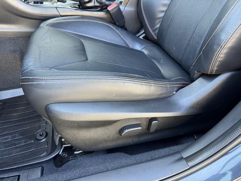 Used 2019 Subaru Crosstrek 2.0i Limited w/ Moonroof Package w/Navigation AWD/4WD image 15