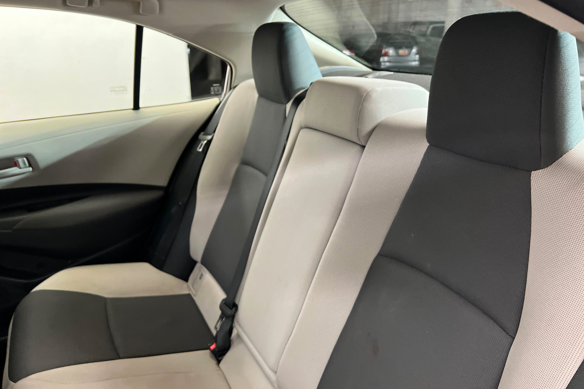 Used 2023 Toyota Corolla LE FWD image 21