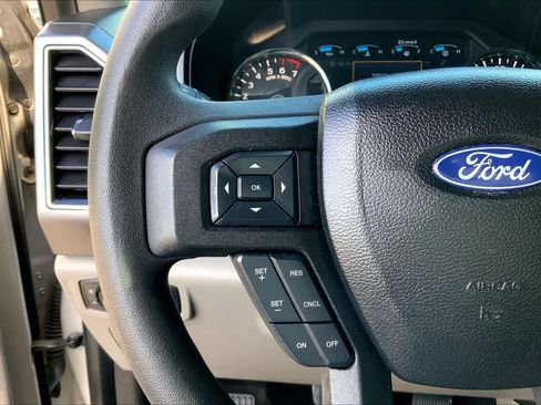 Used 2018 Ford F150 XLT RWD image 24