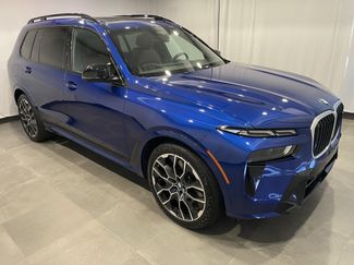 Used 2026 BMW X7 M60i AWD/4WD video 3