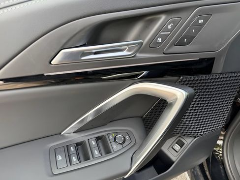 New 2027 BMW X1 xDrive28i AWD/4WD image 14