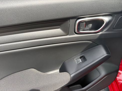 Used 2026 Honda Civic Sport image 32