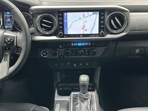 Used 2023 Toyota Tacoma Limited image 11