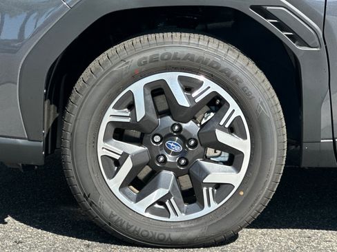 Certified 2026 Subaru Forester Premium AWD/4WD image 25