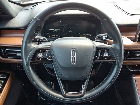 Used 2023 Lincoln Aviator Reserve w/ Equipment Group 201A AWD/4WD image 20