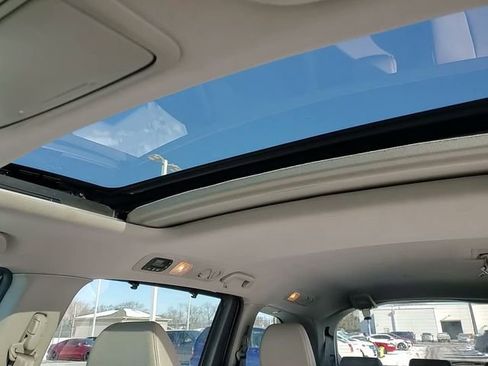 Used 2016 Honda Odyssey EX-L image 24