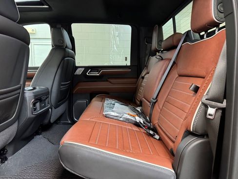 New 2026 GMC Sierra 2500 Denali Ultimate AWD/4WD image 19