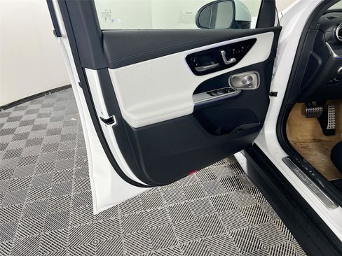 New 2026 Mercedes-Benz GLC 300 4MATIC image 15