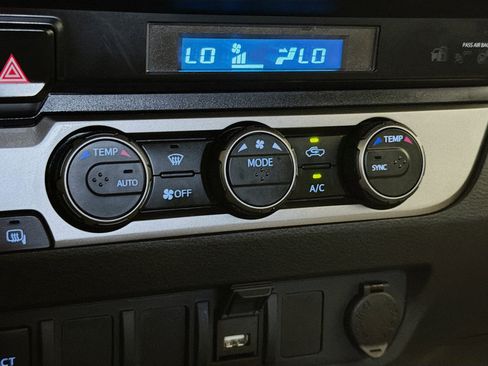 Used 2023 Toyota Tacoma SR image 10