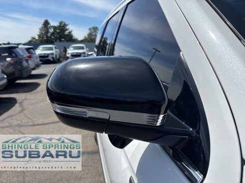 Used 2023 Lincoln Navigator Reserve AWD/4WD image 13