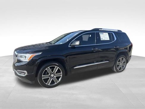 Used 2018 GMC Acadia Denali w/ LPO, Cargo Package FWD image 3