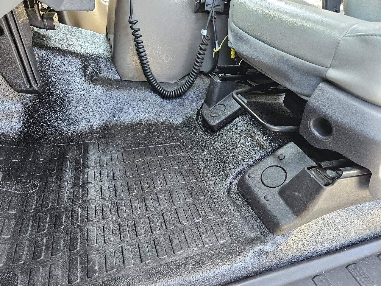 Used 2012 Ford F450 XL w/ PWR Equipment Group RWD image 15