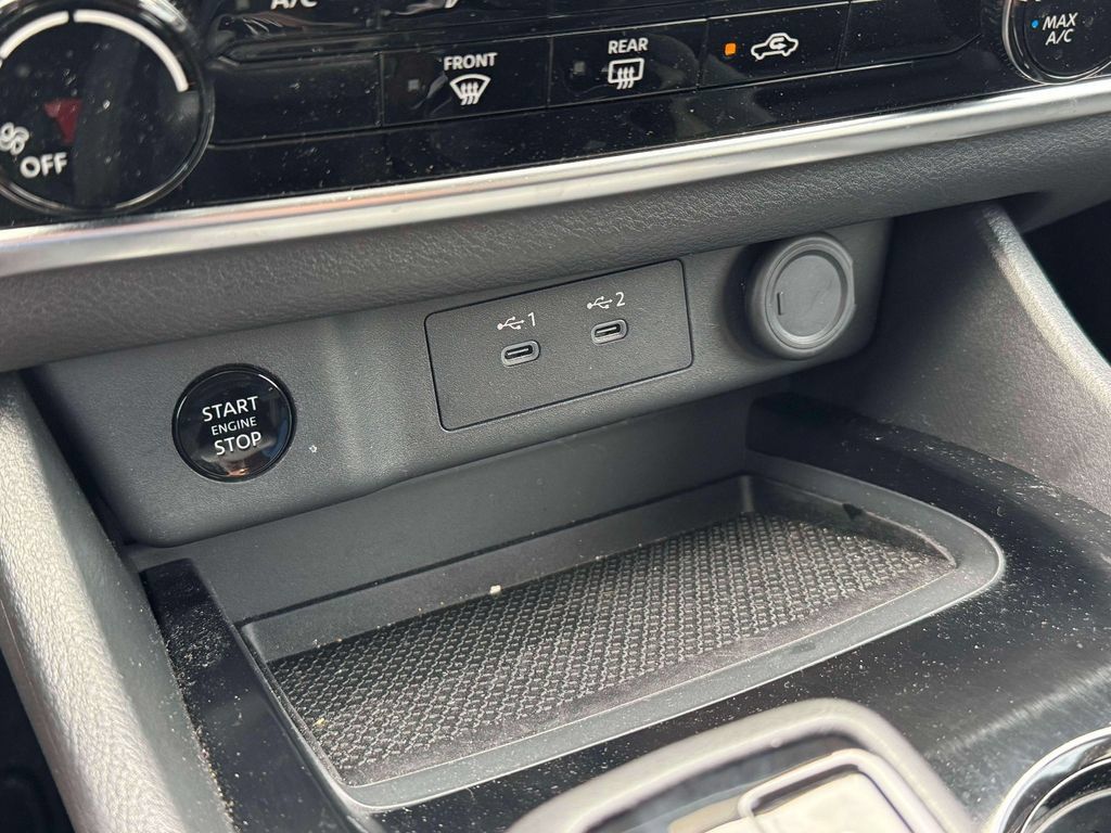 Used 2025 Nissan Rogue S AWD/4WD image 24