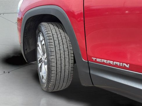 Used 2018 GMC Terrain SLT w/ Preferred Package image 32