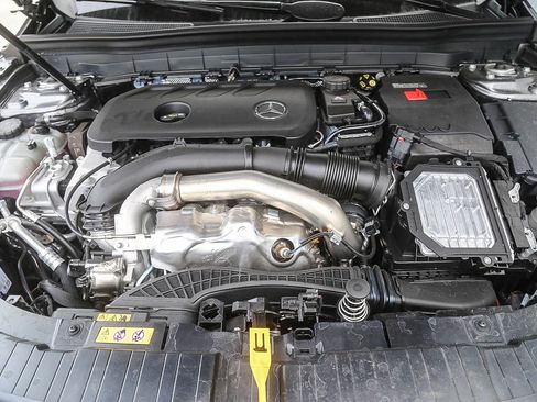 New 2026 Mercedes-Benz GLB 250 4MATIC image 25