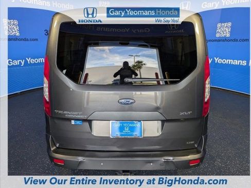 Used 2020 Ford Transit Connect XLT image 7