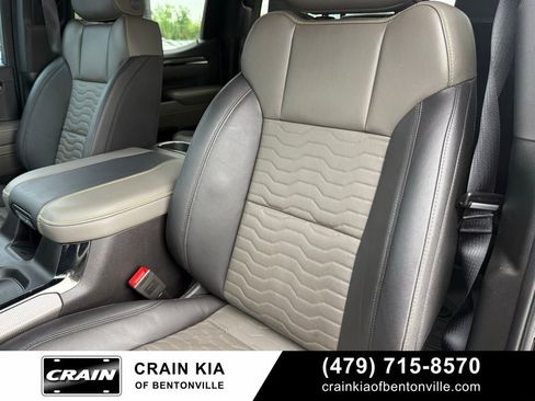 Used 2024 Chevrolet Silverado 1500 ZR2 w/ Technology Package AWD/4WD image 24