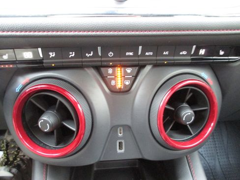 Used 2021 Chevrolet Blazer RS w/ Driver Confidence II Package image 20