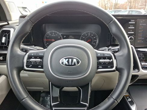 Used 2021 Kia Sorento S w/ Panoramic Sunroof Package image 18