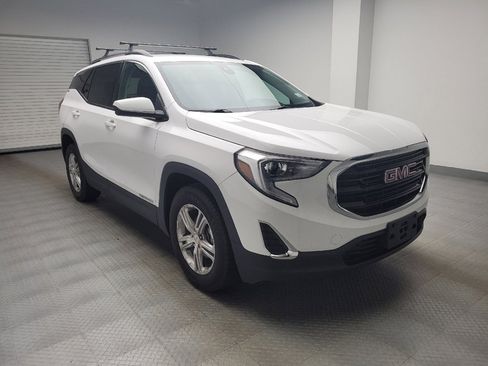 Used 2020 GMC Terrain SLE w/ Driver Convenience Package FWD image 13