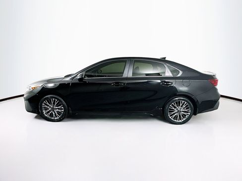 Used 2023 Kia Forte GT-Line w/ GT-Line Premium Package image 4